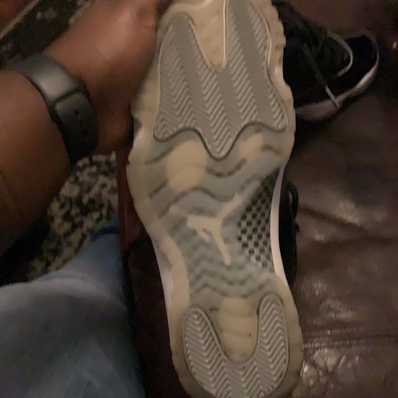 Jordan 11 jubilee size 10 - Picture 4 of 11